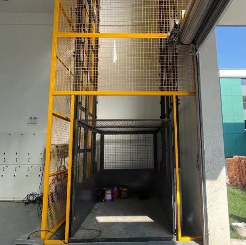 长治导轨式升降机助力物流园破解运输难题