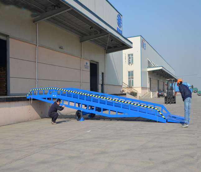 长治移动式登车桥应用